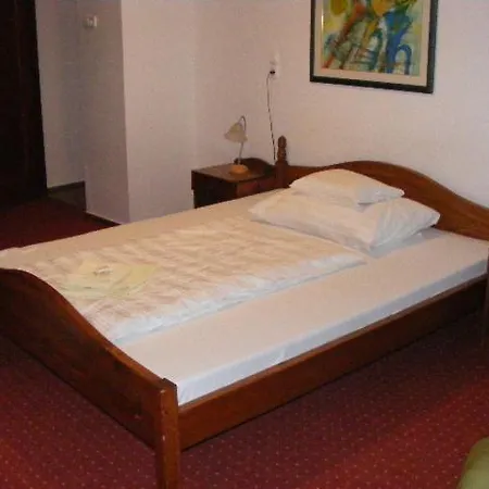 Fama 3* Hódmezővásárhely